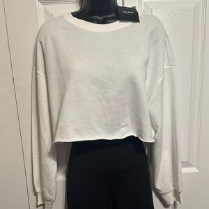 SHEIN | NWT Classic White Cropped Sweatshirt - Women’s Medium